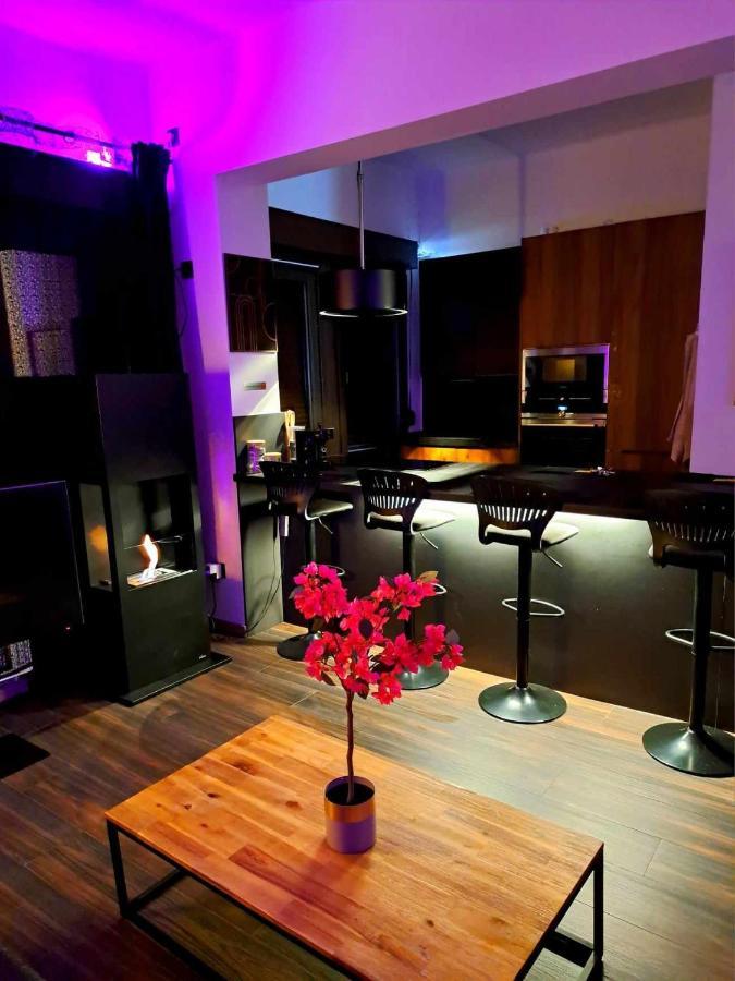 Petite Chambre Dans Une Jolie Colocation เลียจ ภายนอก รูปภาพ