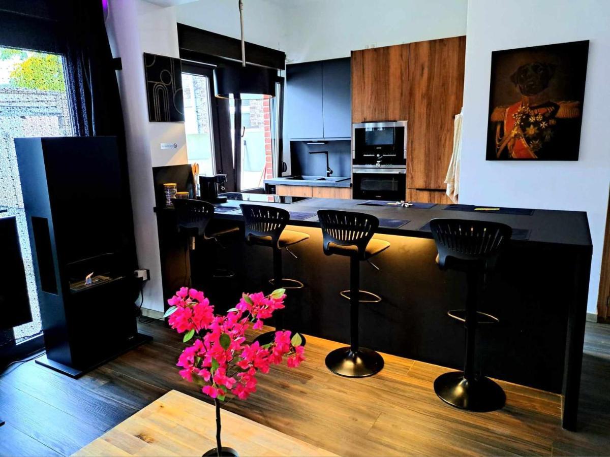 Petite Chambre Dans Une Jolie Colocation เลียจ ภายนอก รูปภาพ